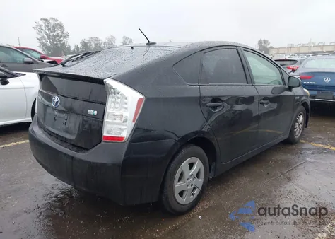 2010 Toyota Prius Iii z USA, uszkodzony, nr VIN JTDKN3DU3A0074264